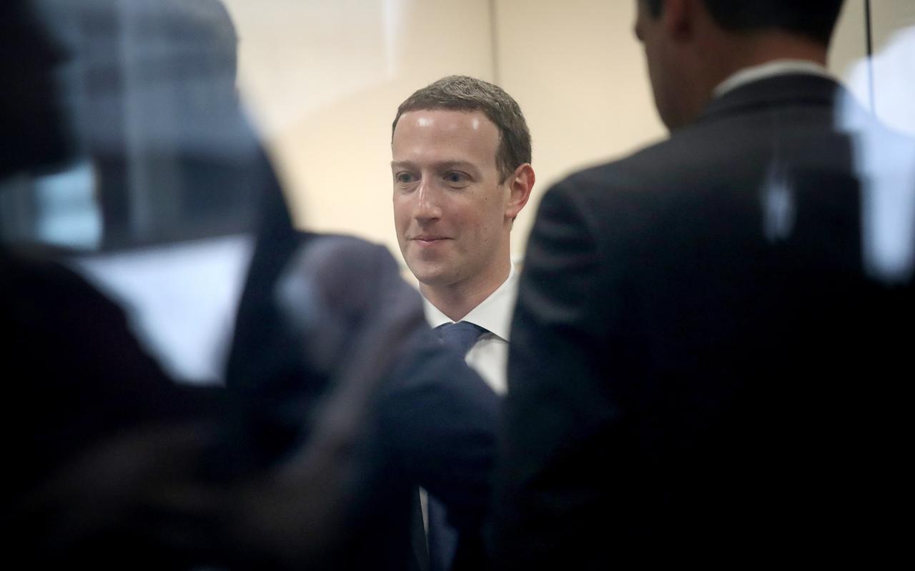 Marc Zuckerberg van Facebook verantwoordt zich bij de senaat in de Verenigde Staten. Foto: AFP Marc Zuckerberg van Facebook verantwoordt zich bij de senaat in de Verenigde Staten. Foto: AFP