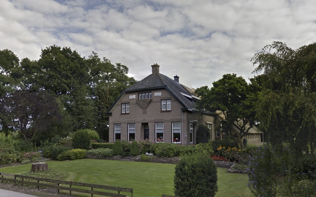 Enkele van de panden die De Wolden wil afvoeren van de lijst karakteristieke gebouwen. Enkele van de panden die De Wolden wil afvoeren van de lijst karakteristieke gebouwen.