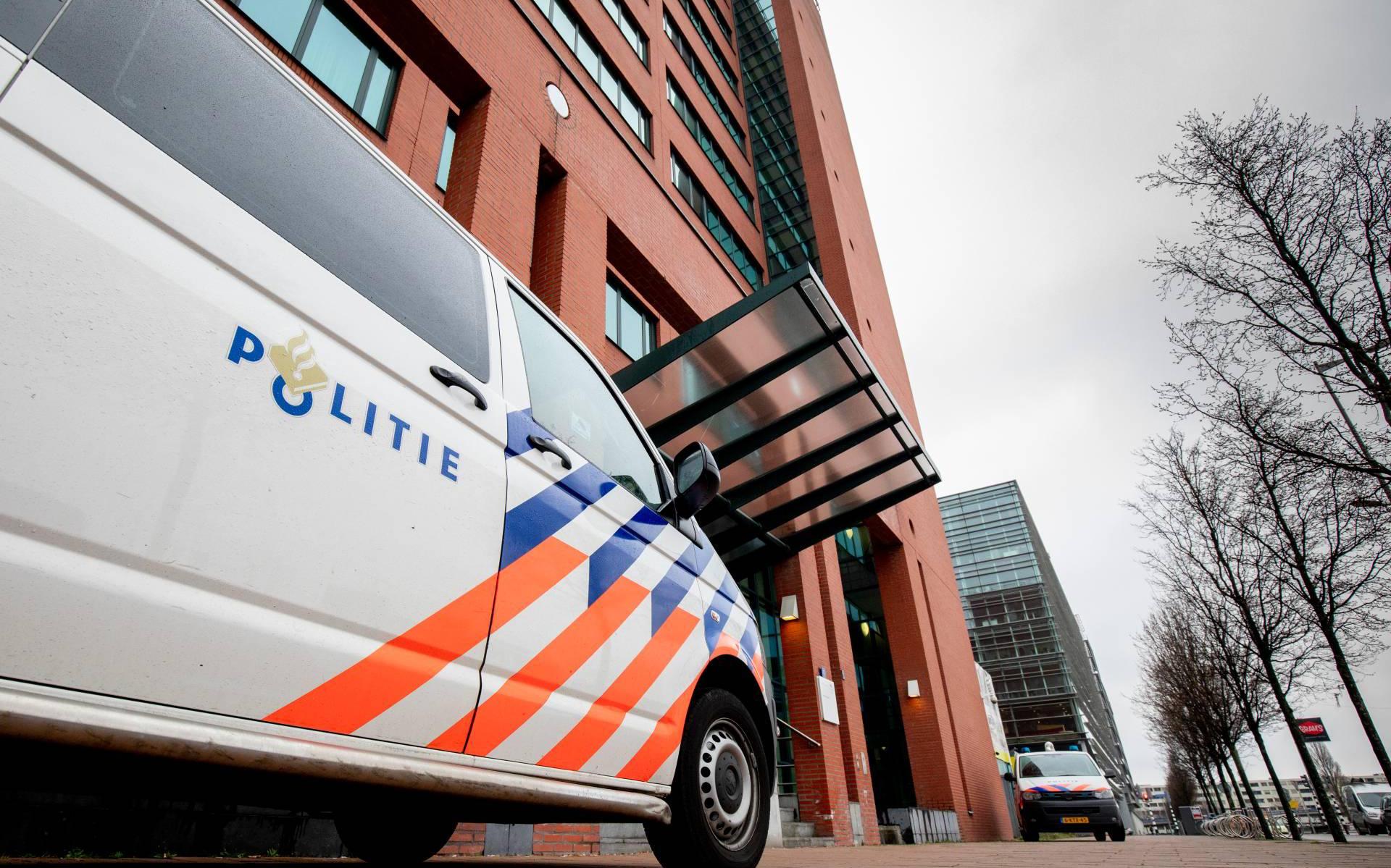 Politie Pakt 24 Verdachten Op Van Whatsappfraude - Dagblad Van Het Noorden