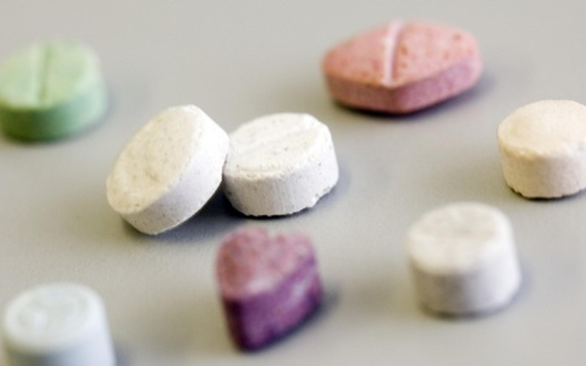 Hoe Lang Kun Je Xtc Pillen Bewaren 82.000 xtc-pillen in huis Maastricht - Dagblad van het Noorden
