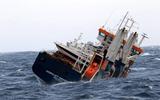 Boskalis: stuurloze Eemslift Hendrika vastgemaakt aan sleepboot