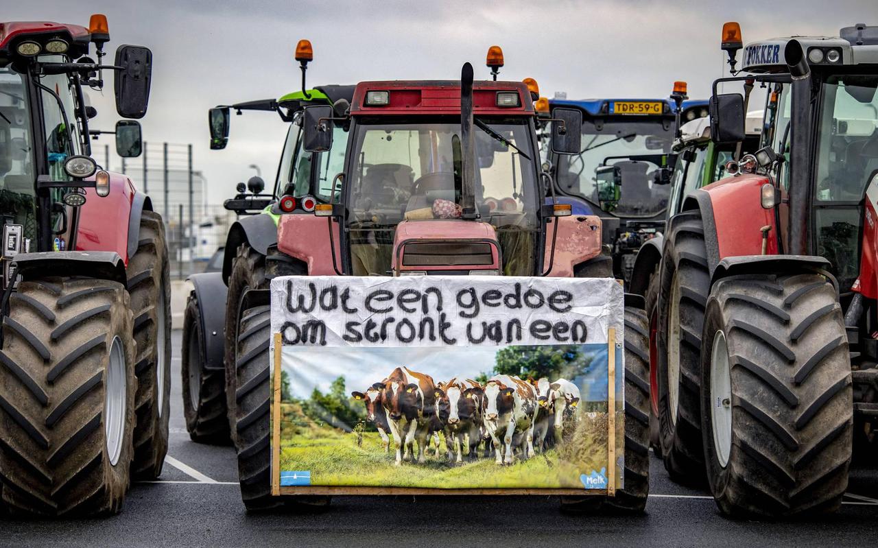 Tractoren werden maandag officieel niet getolereerd op snelwegen Schiphol