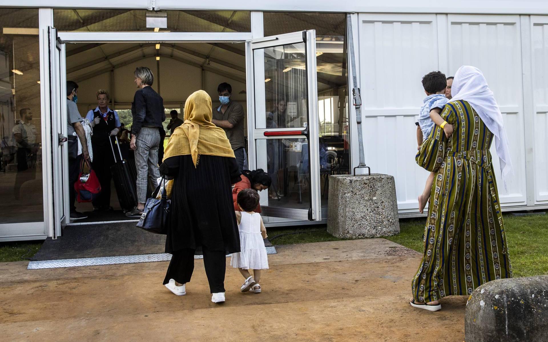 Noodopvang Afghaanse Evacués Zoutkamp Sluit Per 1 Mei - Dagblad Van Het ...