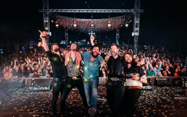 Bovensmilde maakt zich op voor het driedaags festival Oalerwets Feesie