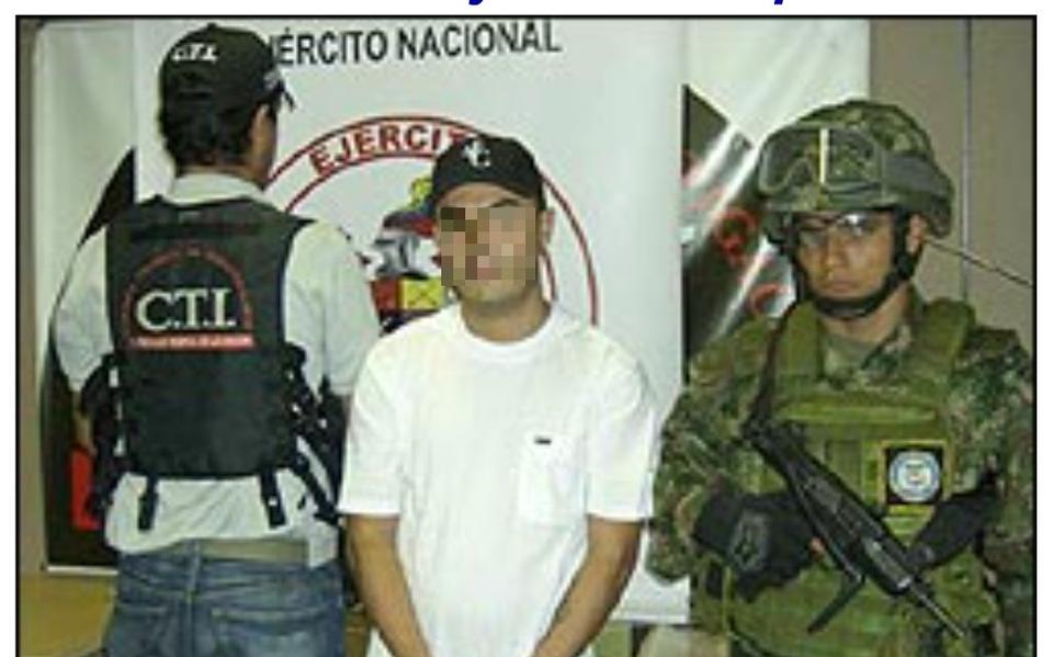 Een foto van de aanhouding van Alejandro C. in de Colombiaanse hoofdstad Medellin. Foto: Drug Enforcement Administration, USA.