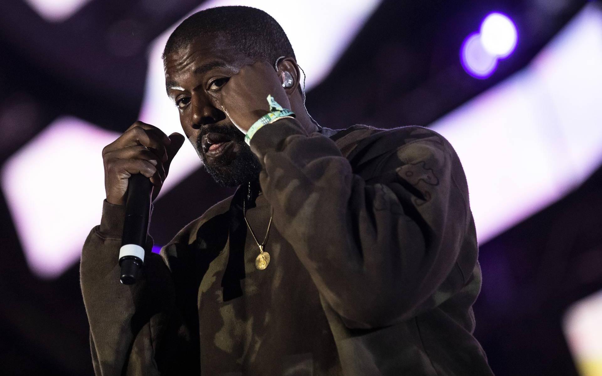 Australië roept Kanye West op zich te laten inenten voor tournee