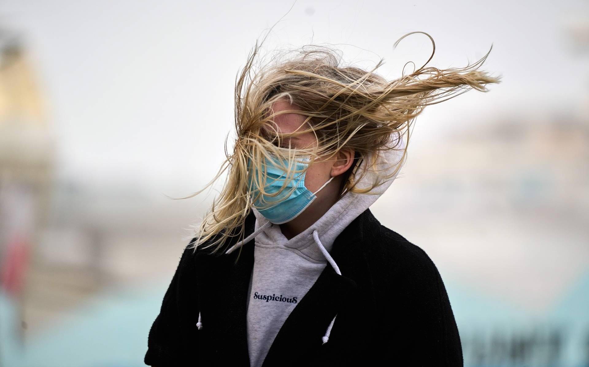 Stormachtig weekend met hier en daar een opklaring - Dagblad van het Noorden