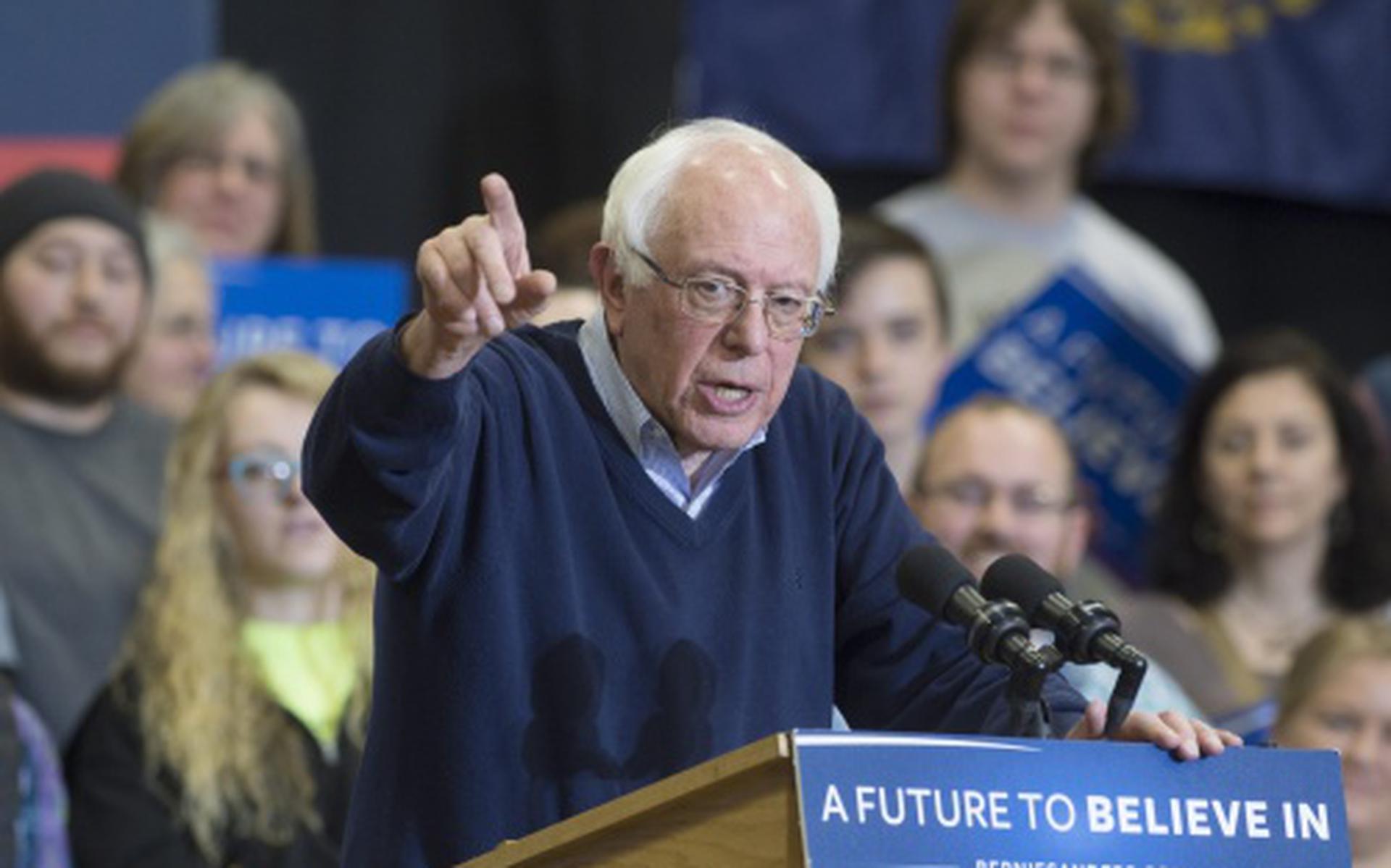 Sanders wil af van 'seksistische' aanhangers