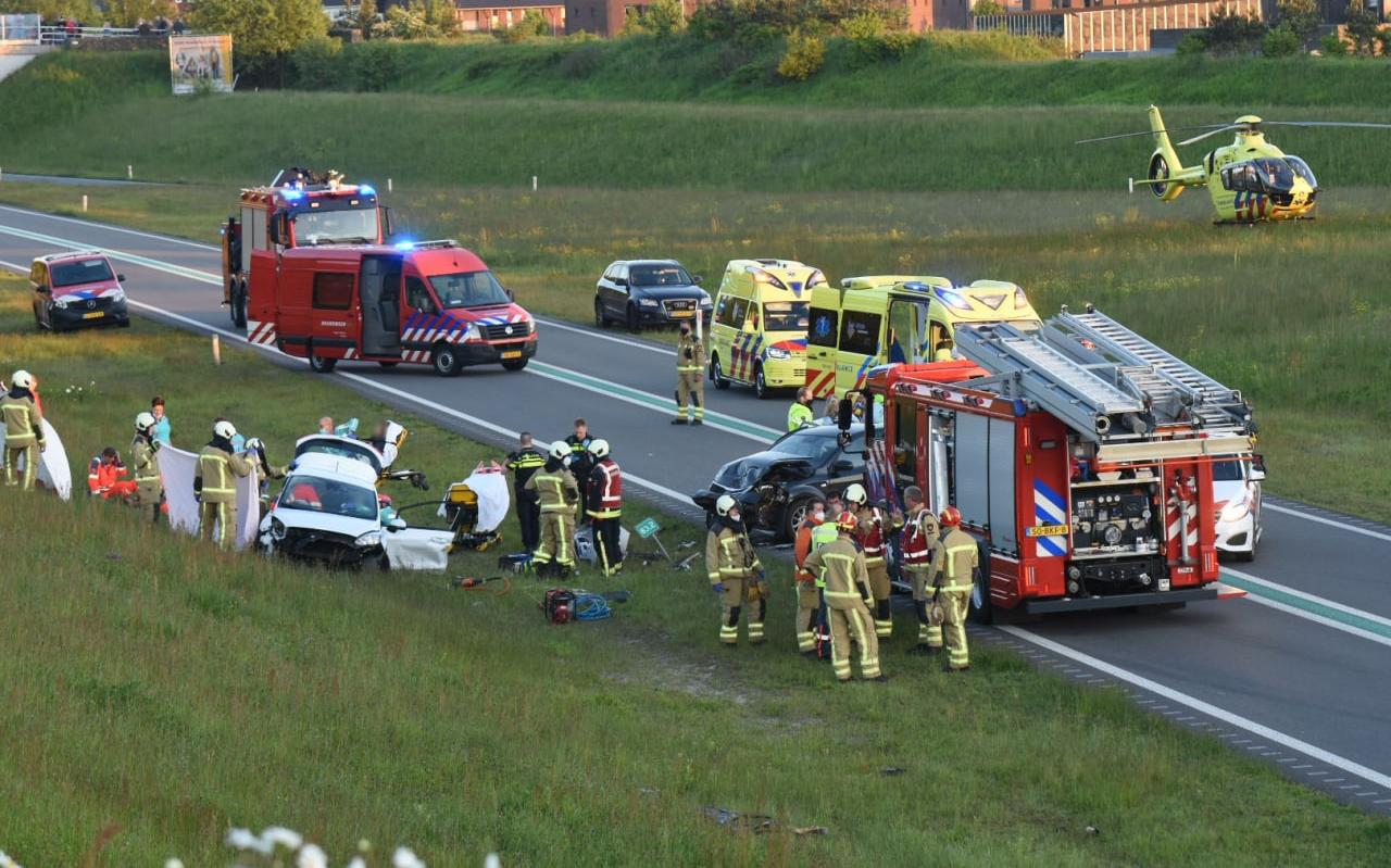 De chaos op de N34 bij Borger. De chaos op de N34 bij Borger.