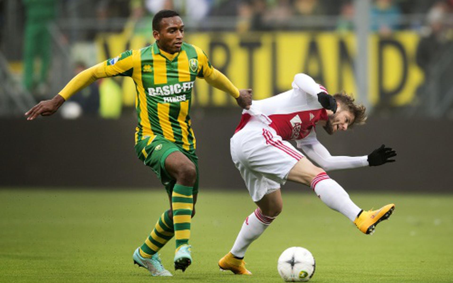 Duel met PSV levert ADO twee schorsingen op