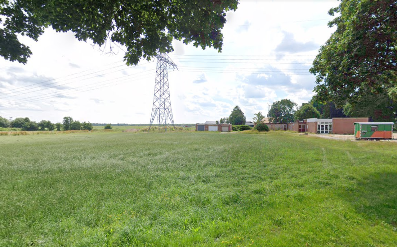 De locatie in Barger-Oosterveld waar zeven vrijstaande woningen worden gebouwd. De locatie in Barger-Oosterveld waar zeven vrijstaande woningen worden gebouwd.