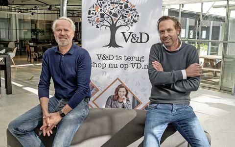 Aandeelhouder Ronald van Zetten (l.) en topman Alexander van Slooten zijn volle bak bezig met de lange termijn voor V&D 2.0.