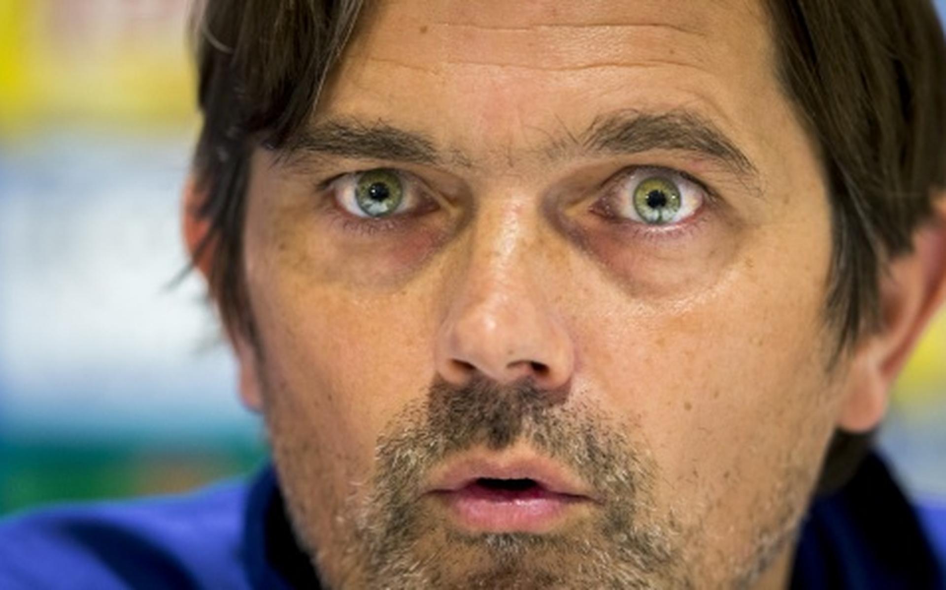 Cocu: zo lang mogelijk de nul houden