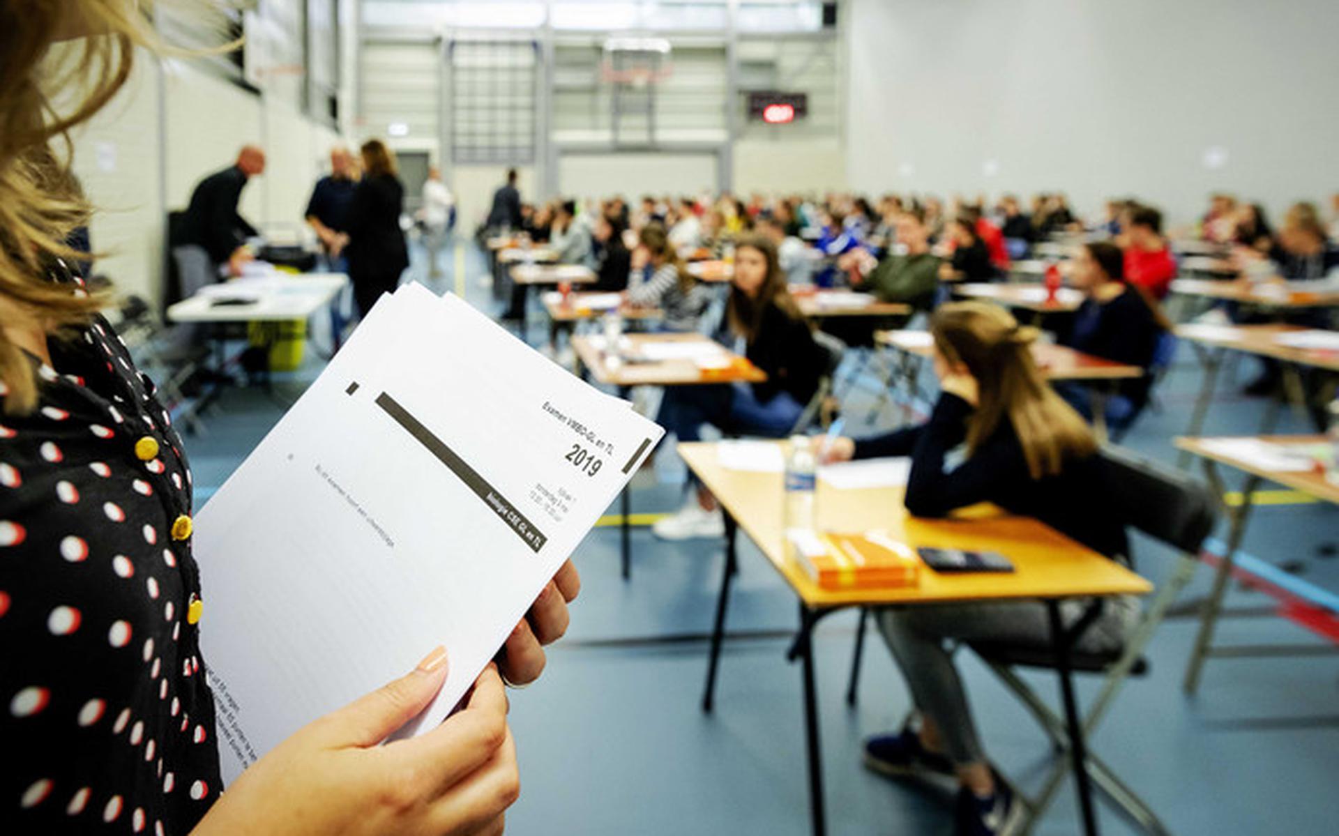 Scholen gaan open om laatstejaars schoolexamens te laten maken