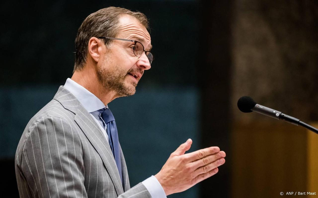 Minister Eric Wiebes van Economische Zaken en Klimaat. Minister Eric Wiebes van Economische Zaken en Klimaat.