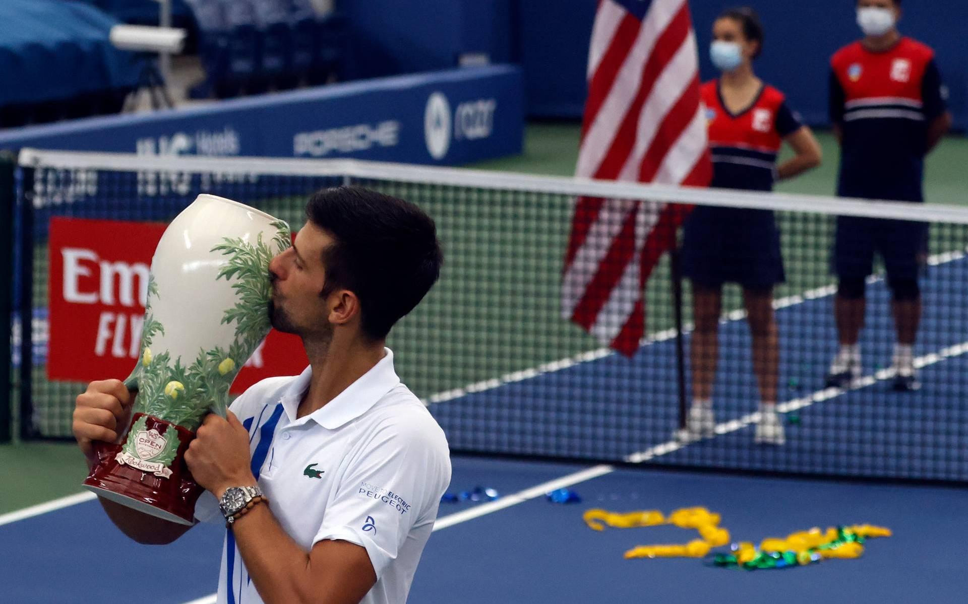 Djokovic heeft tweede 'Golden Masters' compleet