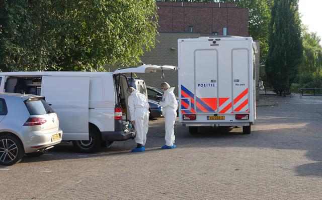 Overledene Aangetroffen In Woning In Meppel. Politie Sluit Misdrijf ...