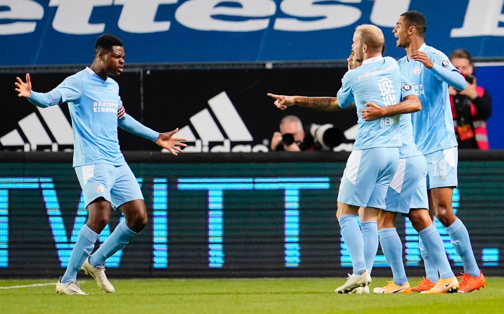 PSV begint Europa League thuis tegen Granada