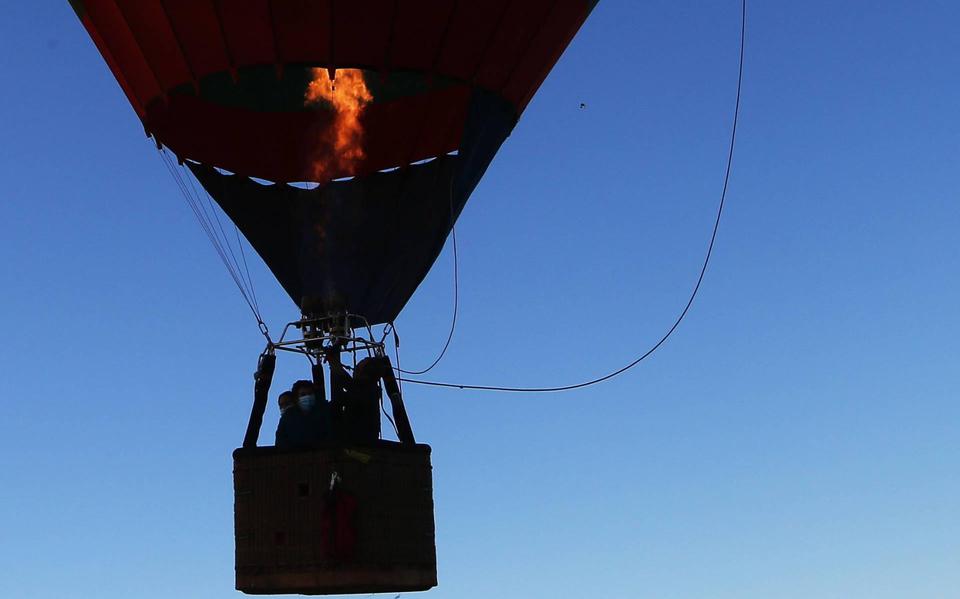 Gewonden door botsing luchtballon met trein in Amerikaanse staat.