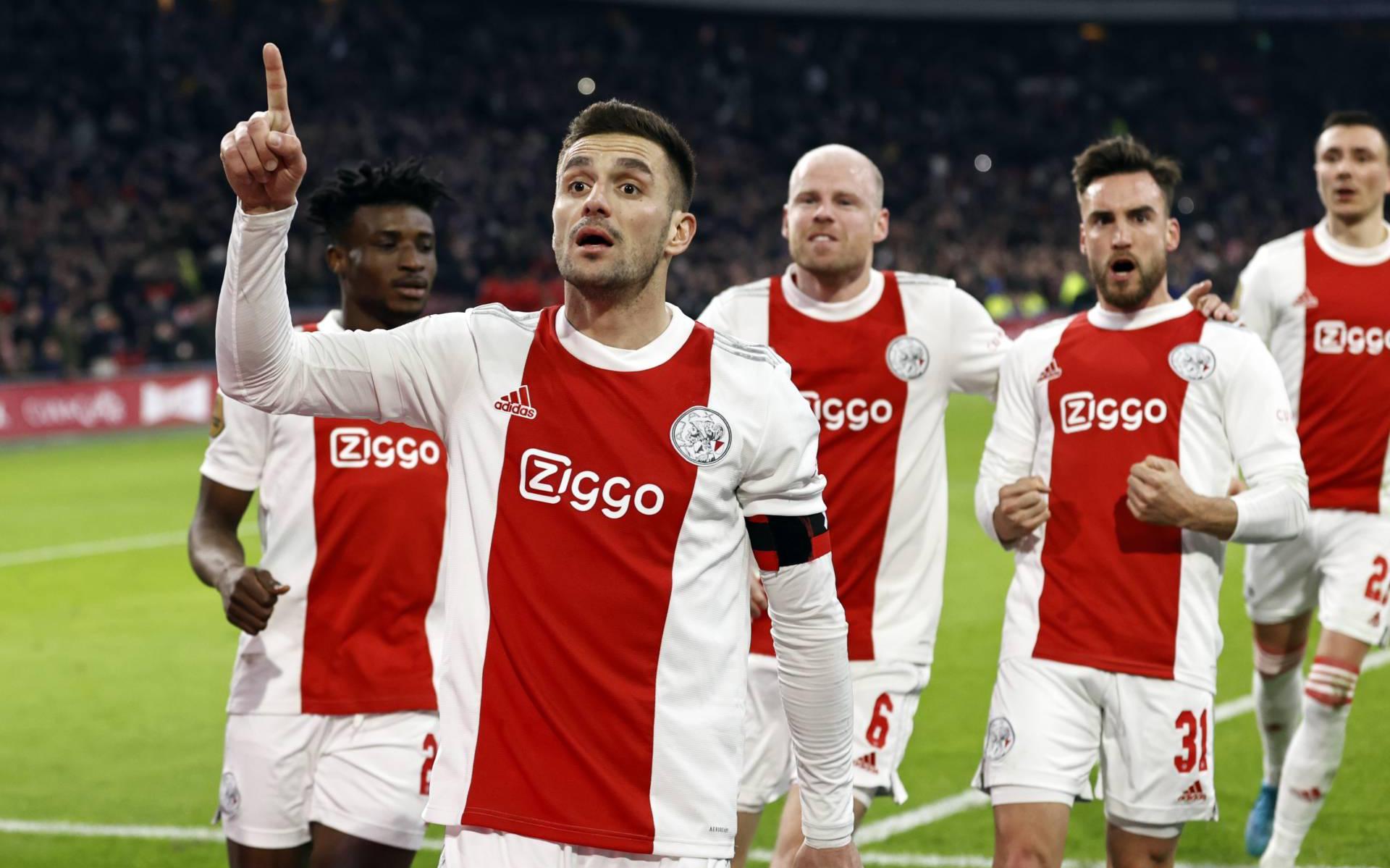 Ajax Ontsnapt Tegen RKC Waalwijk Aan Puntenverlies - Dagblad Van Het ...