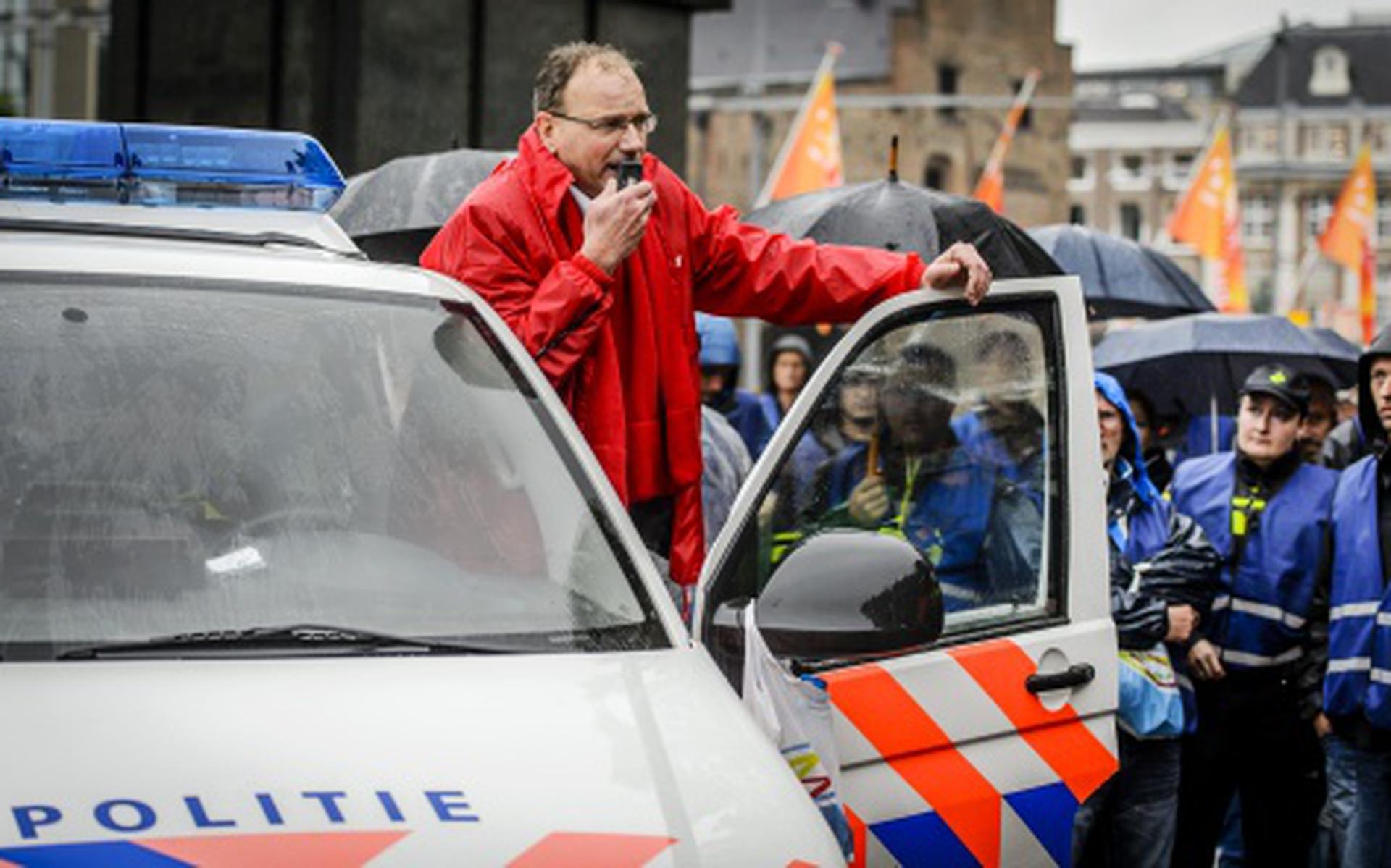 Nieuwe cao politie nu definitief Dagblad van het Noorden