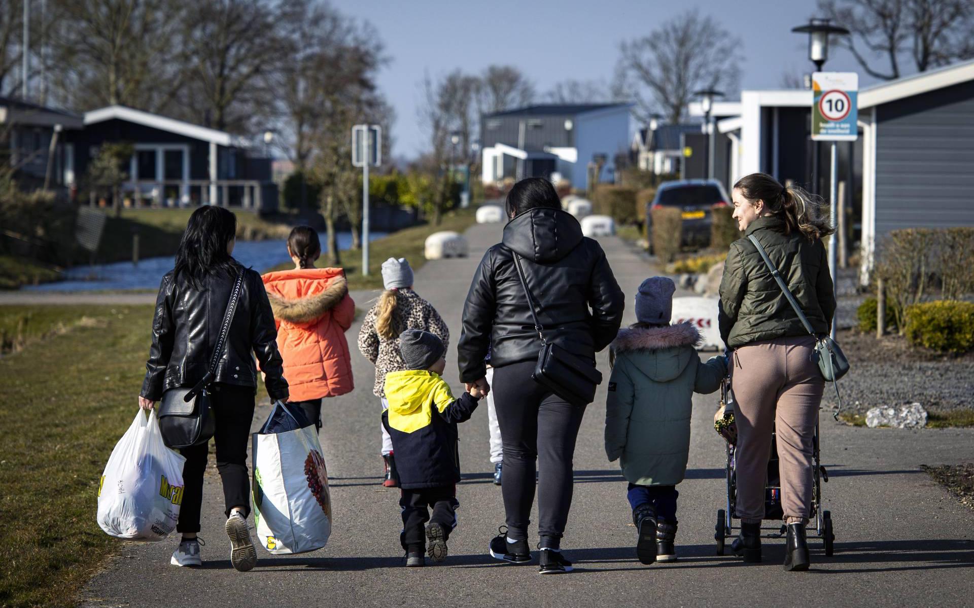 Aantal Opgevangen Oekraïners Groeit In Een Dag Met 1500 - Dagblad Van ...