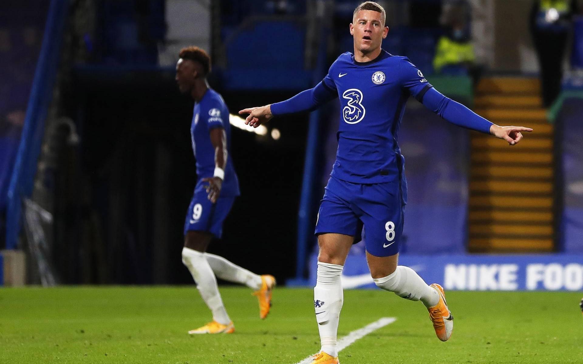 Chelsea verhuurt middenvelder Barkley aan Aston Villa