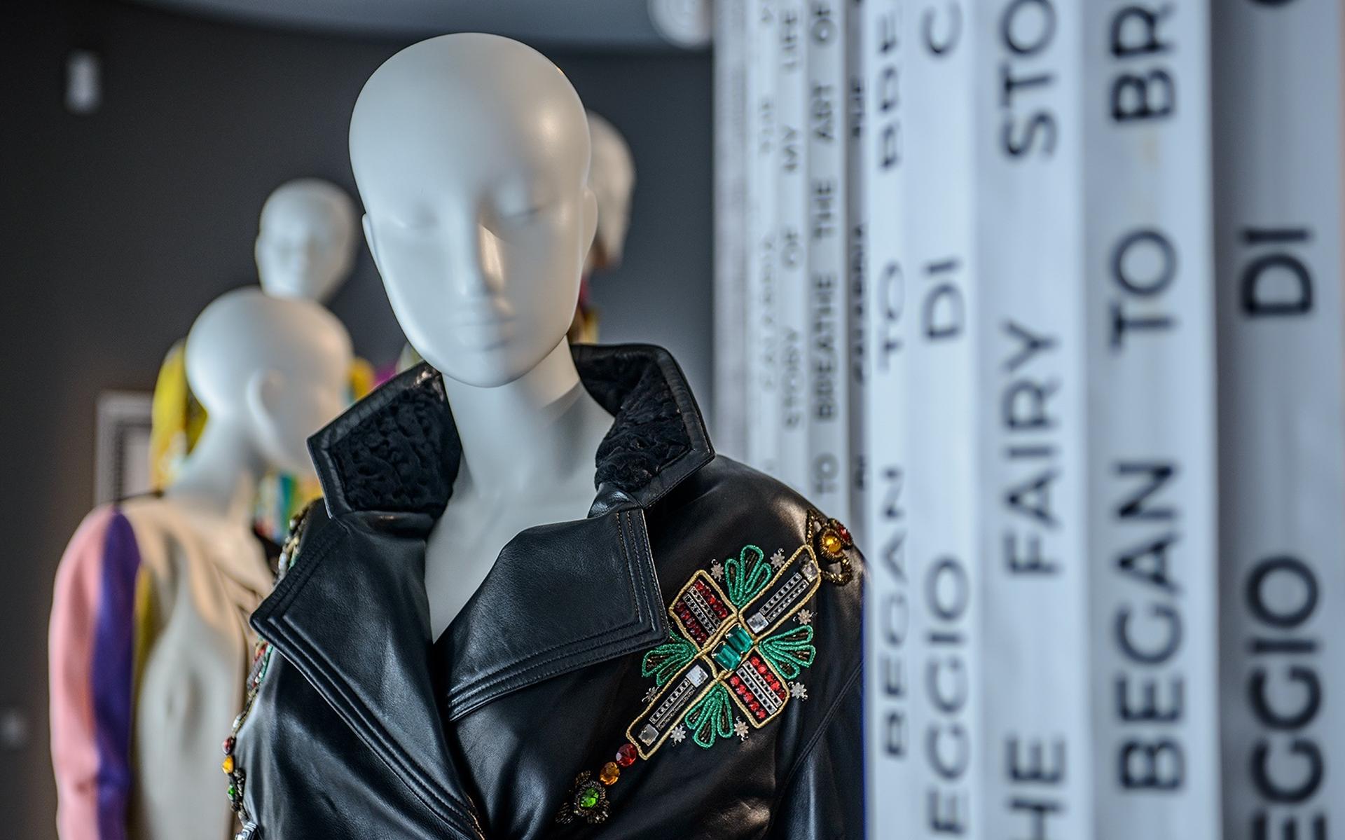 Groninger Museum komt met expo over modekoning Gianni Versace - Dagblad van het Noorden
