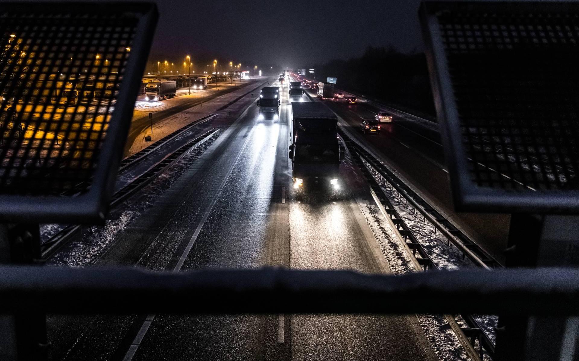 Pas op, het is glad op de weg! KNMI geeft opnieuw code geel af voor Drenthe en Groningen - Dagblad v
