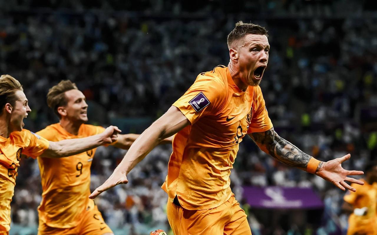 Wout Weghorst na zijn tweede treffer tegen Argentinië. Wout Weghorst na zijn tweede treffer tegen Argentinië.