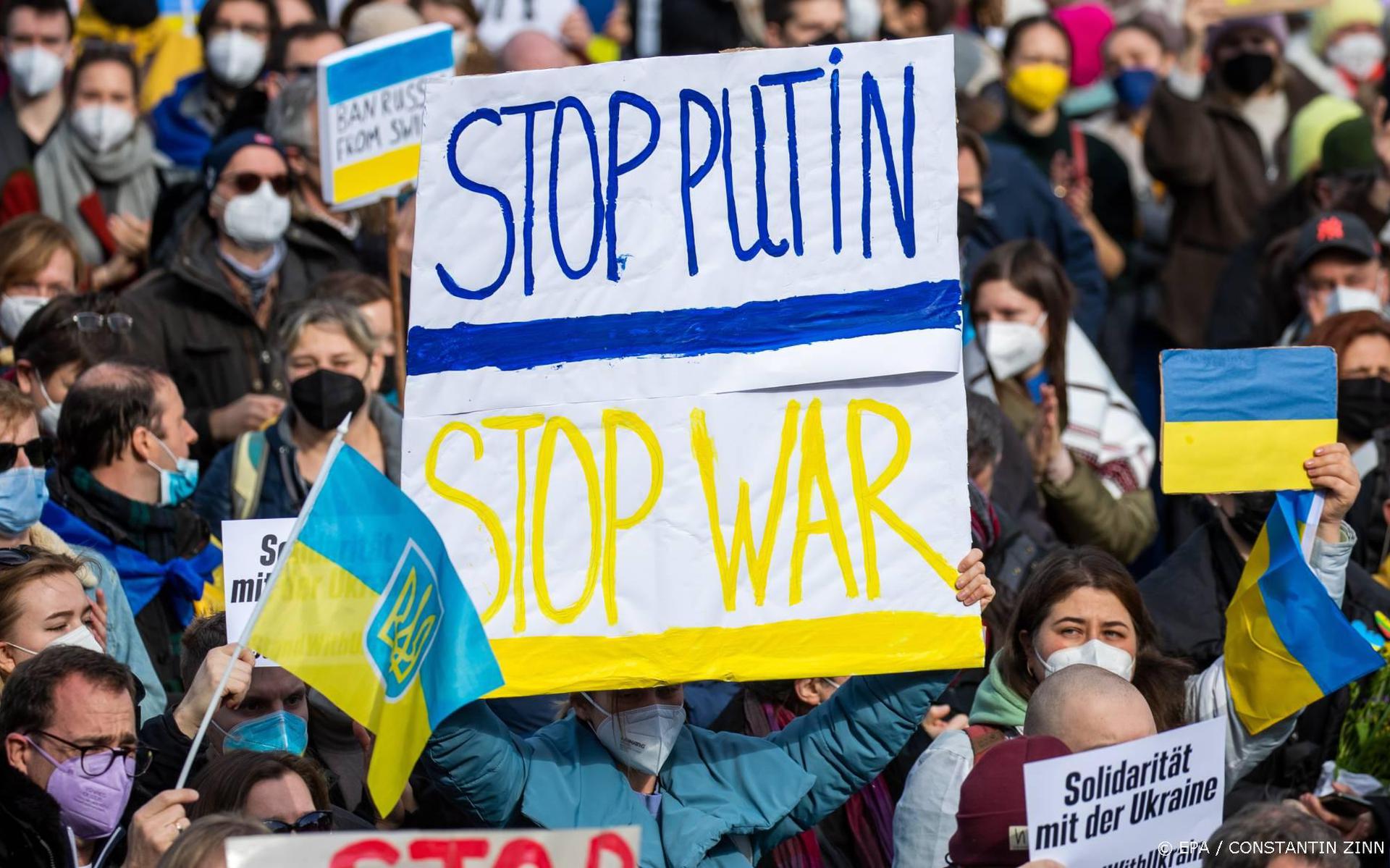 Wereldwijde protesten tegen Russische invasie houden aan