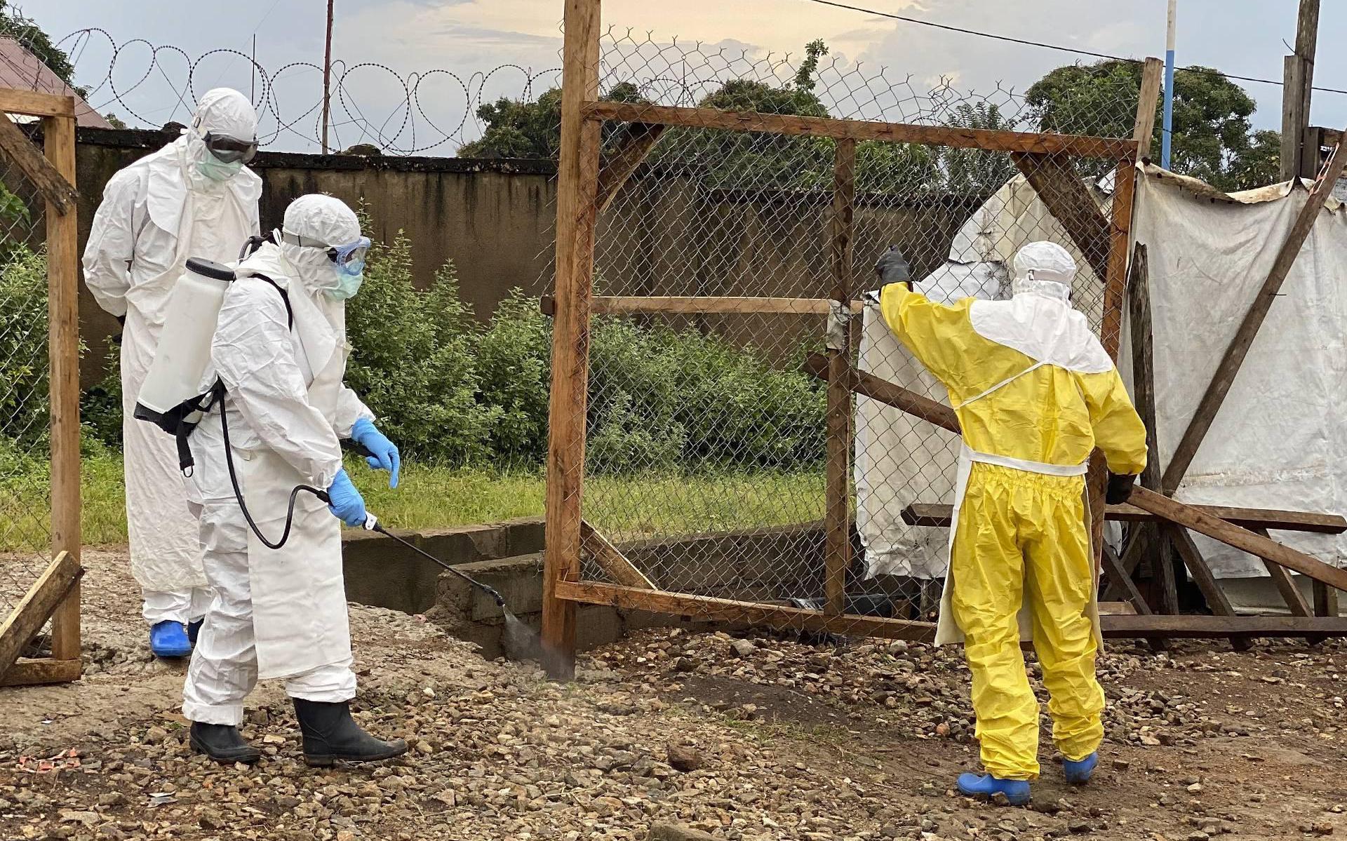 Сообщается о двух смертельных случаях от лихорадки Эбола в Демократической Республике Конго.