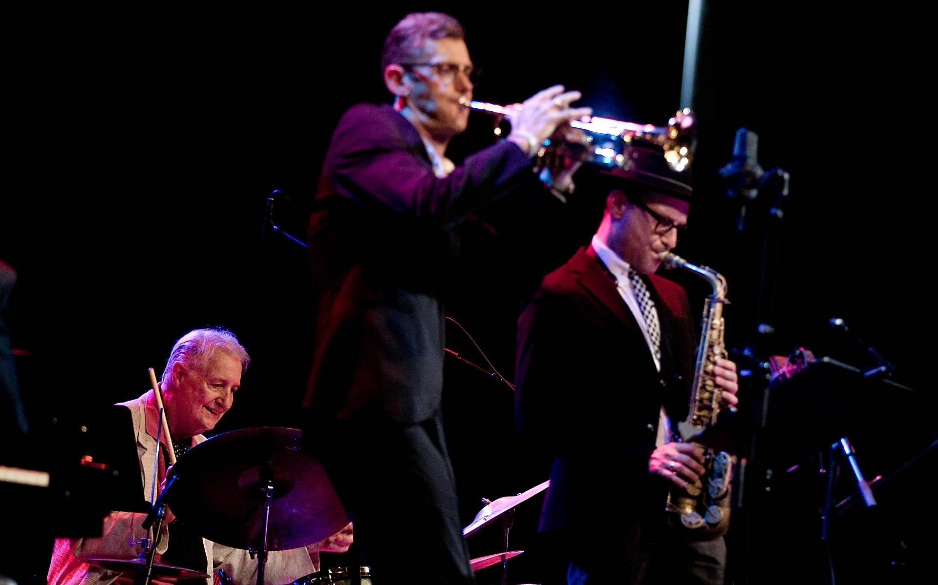 Jazzdrummer Engels krijgt Frans Banninck Cocqpenning