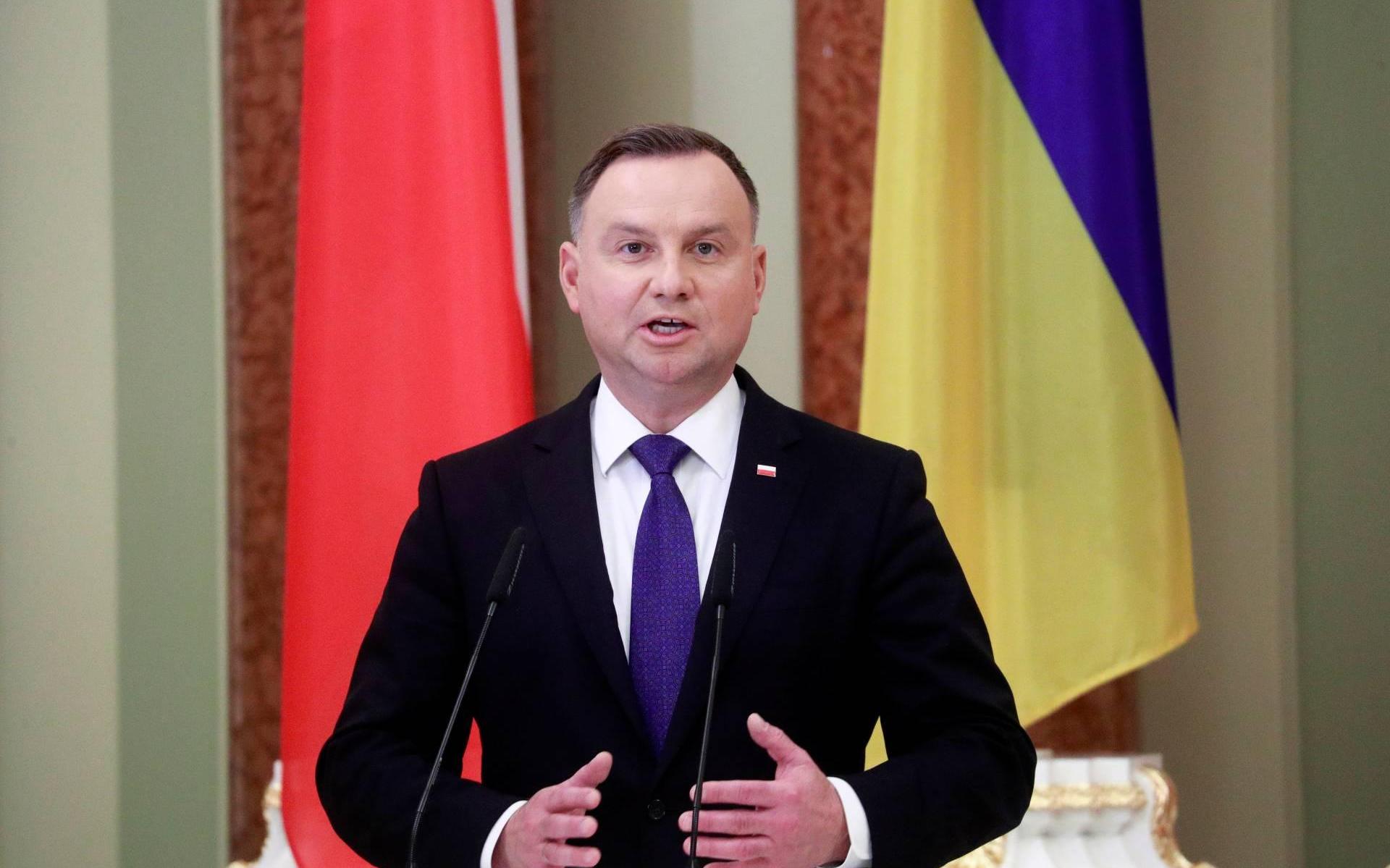 Poolse president Duda besmet met coronavirus