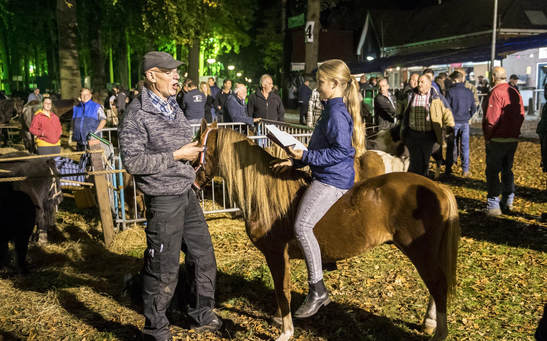 Zuidlaardermarkt in beelden Dagblad van het Noorden