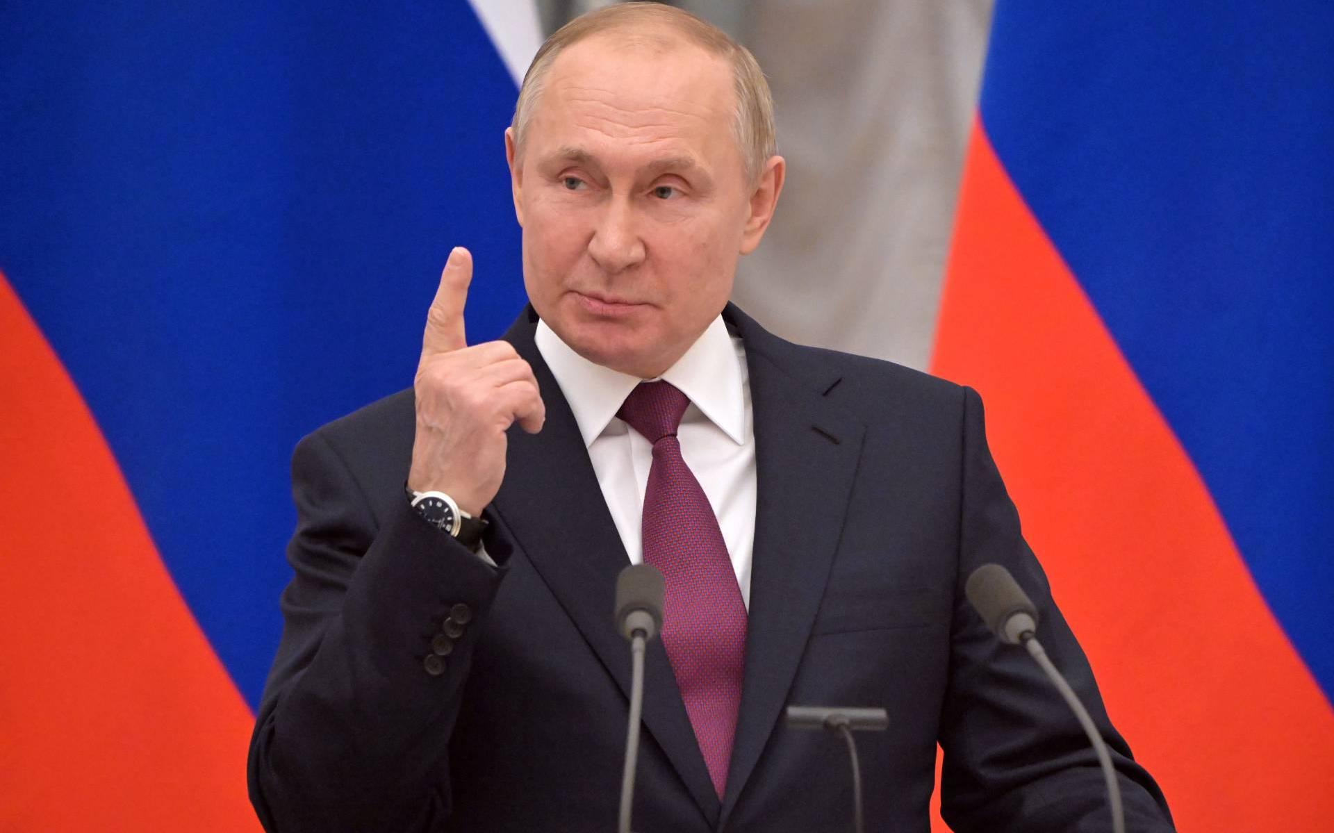 Poetin verklaart vredesakkoord voor Oost-Oekraïne dood