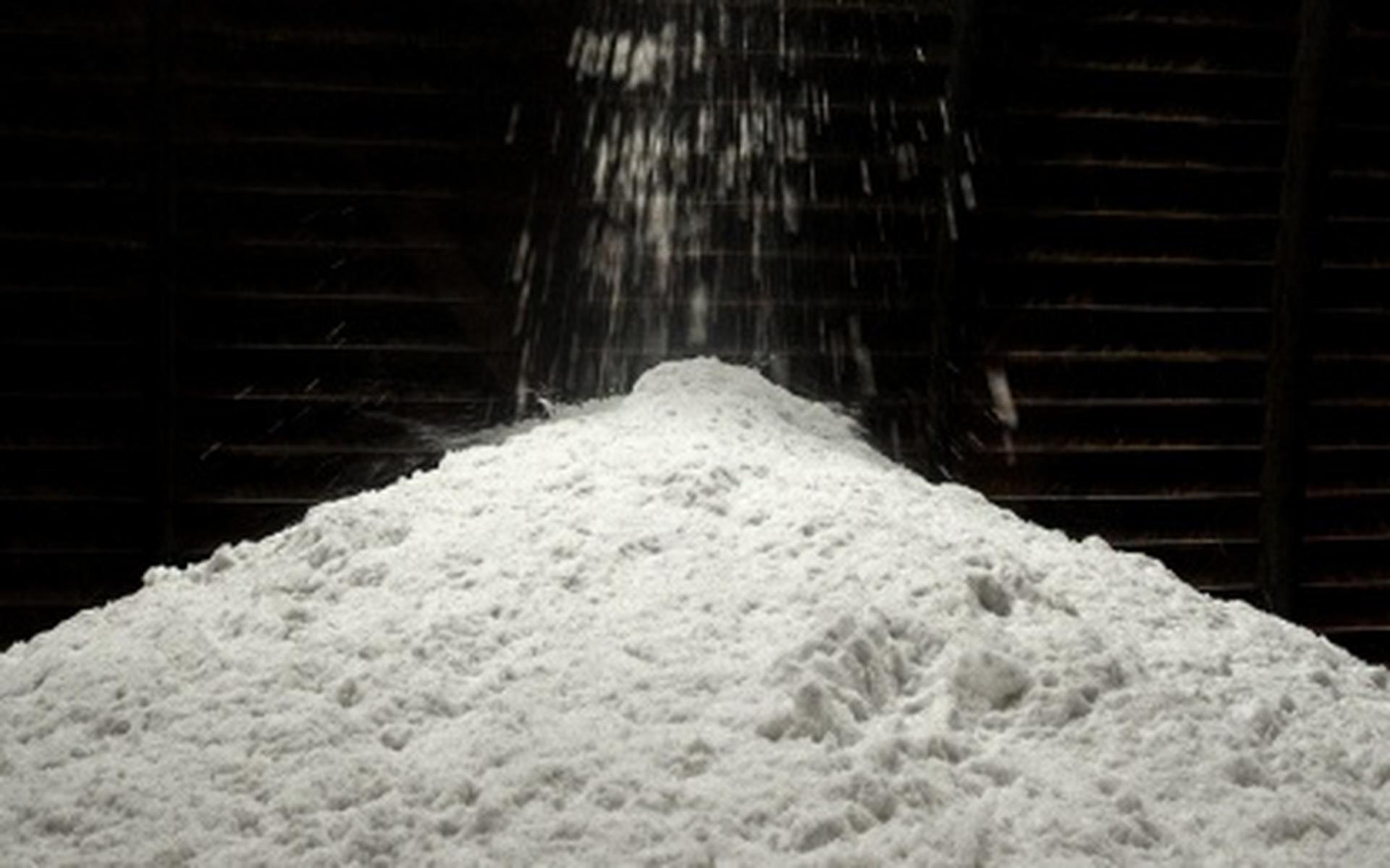 Miljoen kilo zout op snelwegen gestrooid