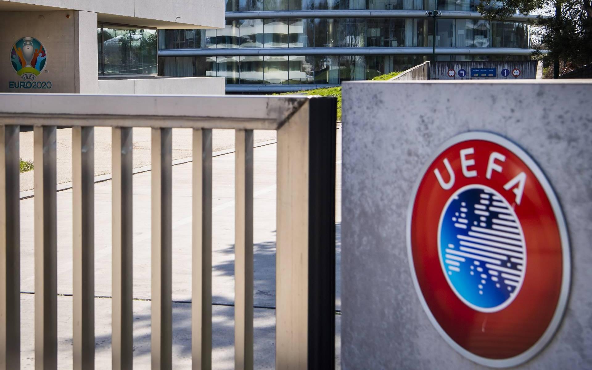 UEFA stelt bestuursvergadering drie weken uit