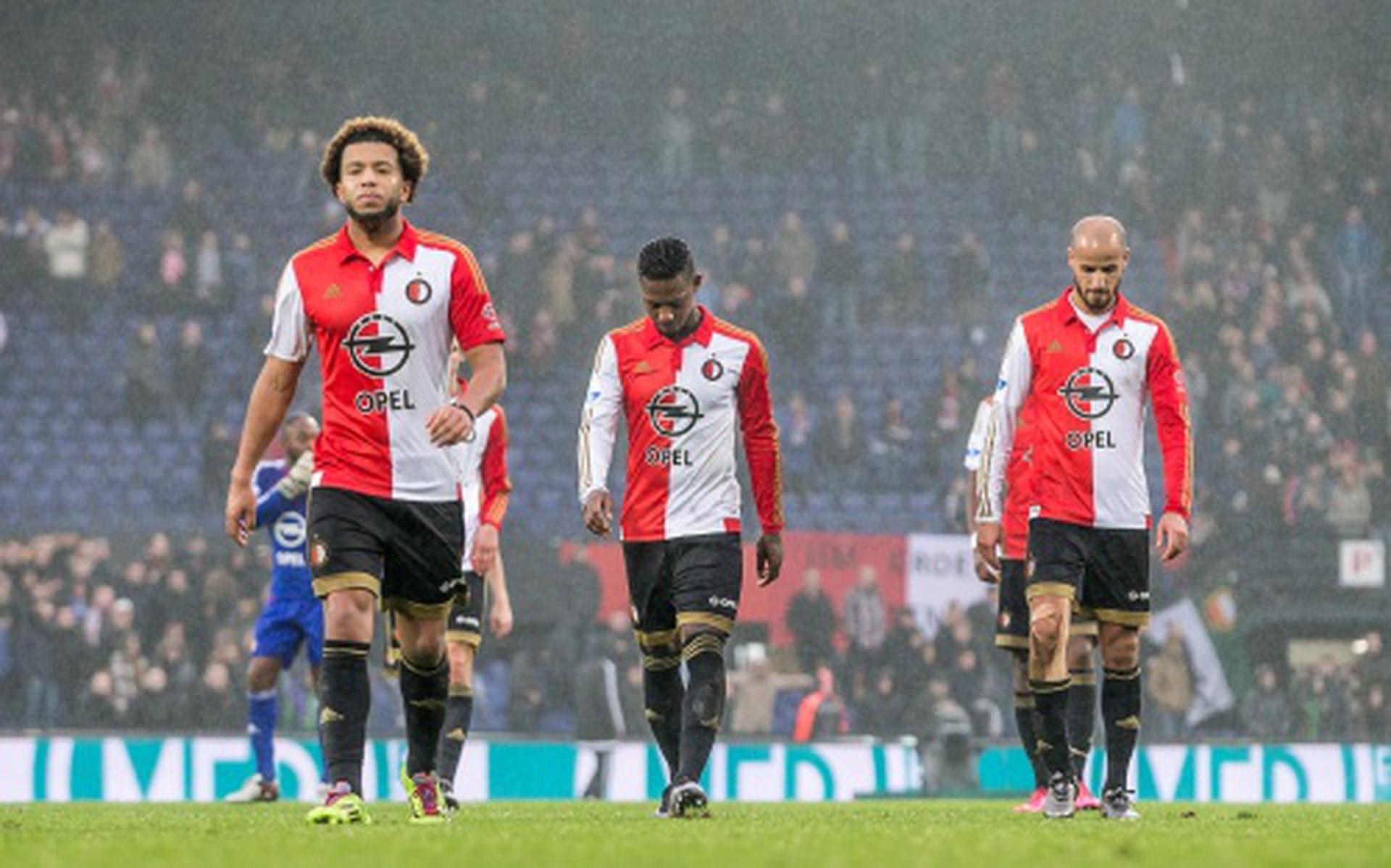 Van Bronckhorst: mokerslag voor Feyenoord