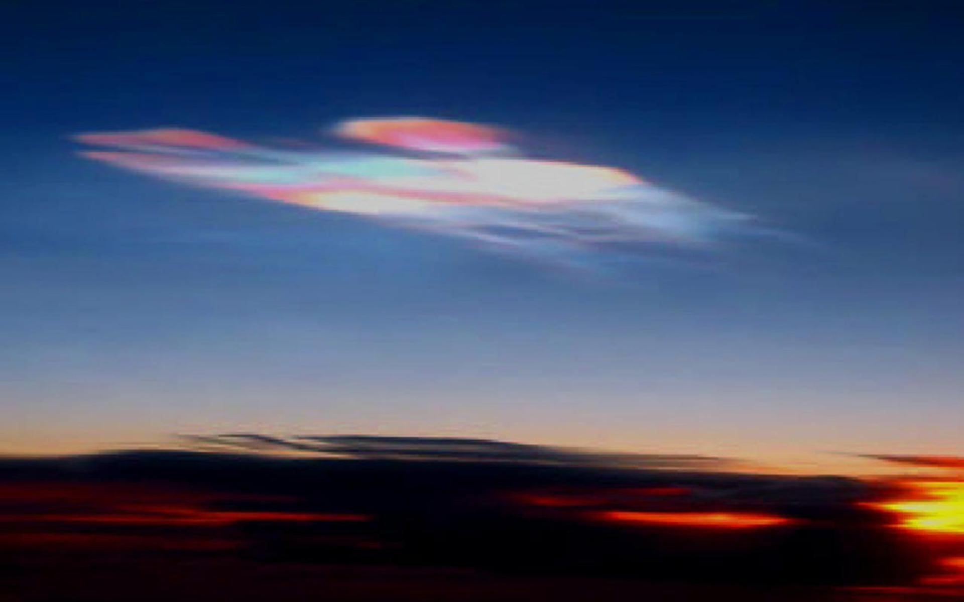 Parelmoerwolken. Foto NASA