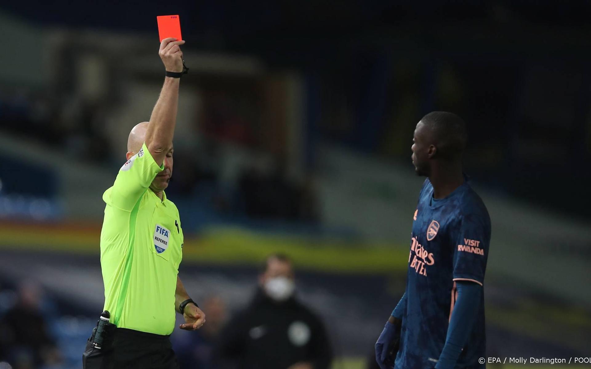 Arsenal-aanvaller Pépé zegt sorry voor rode kaart