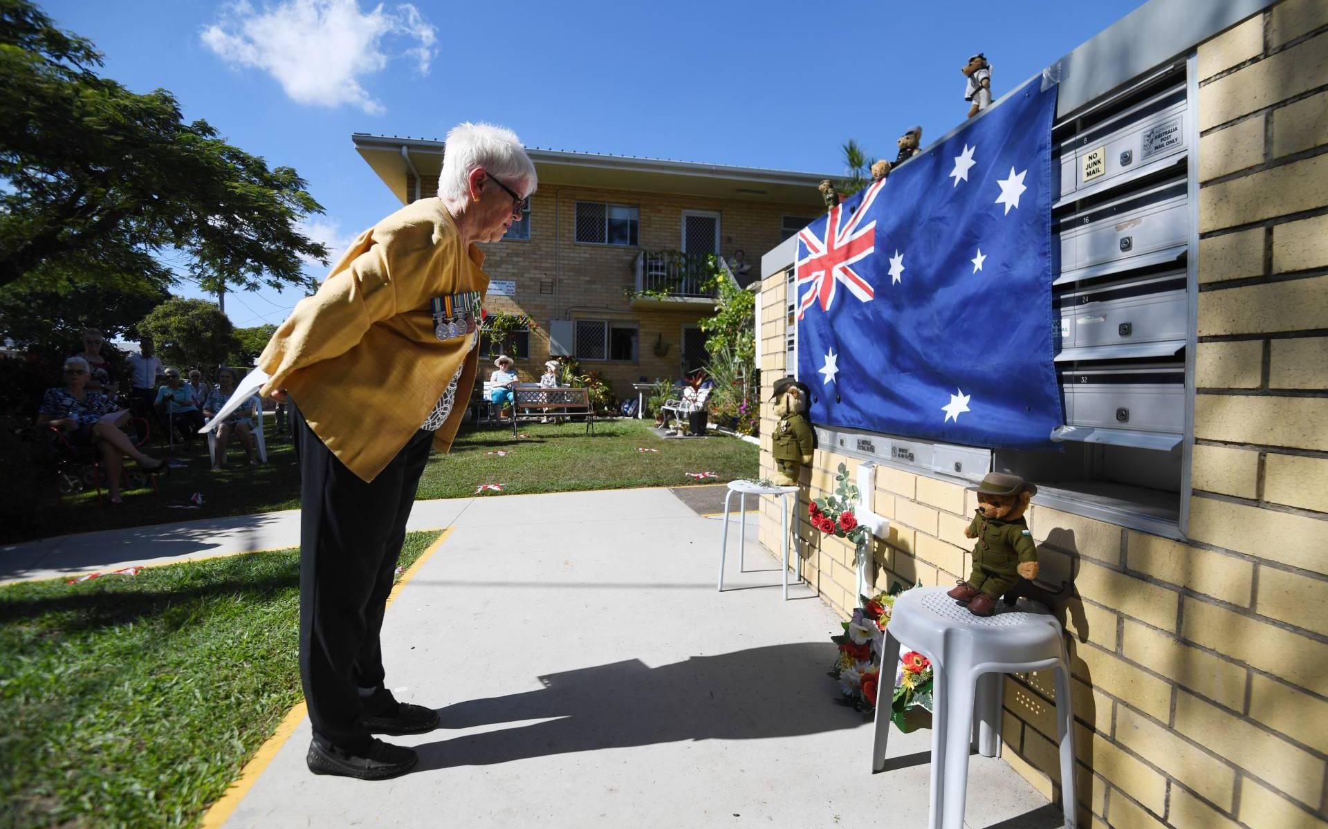 Australiërs en Nieuw-Zeelanders massaal thuis bij dodenherdenking