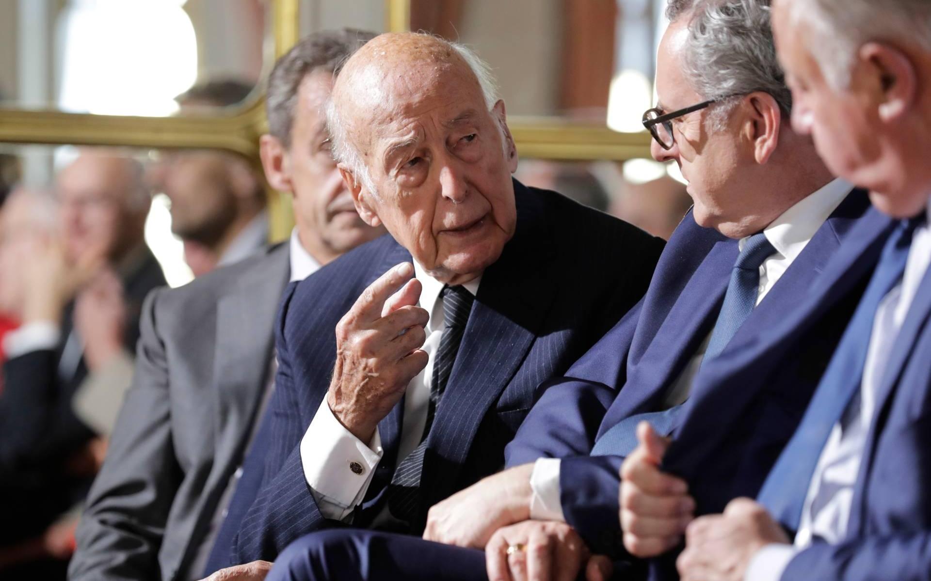 Oud-president Giscard d'Estaing ontslagen uit ziekenhuis