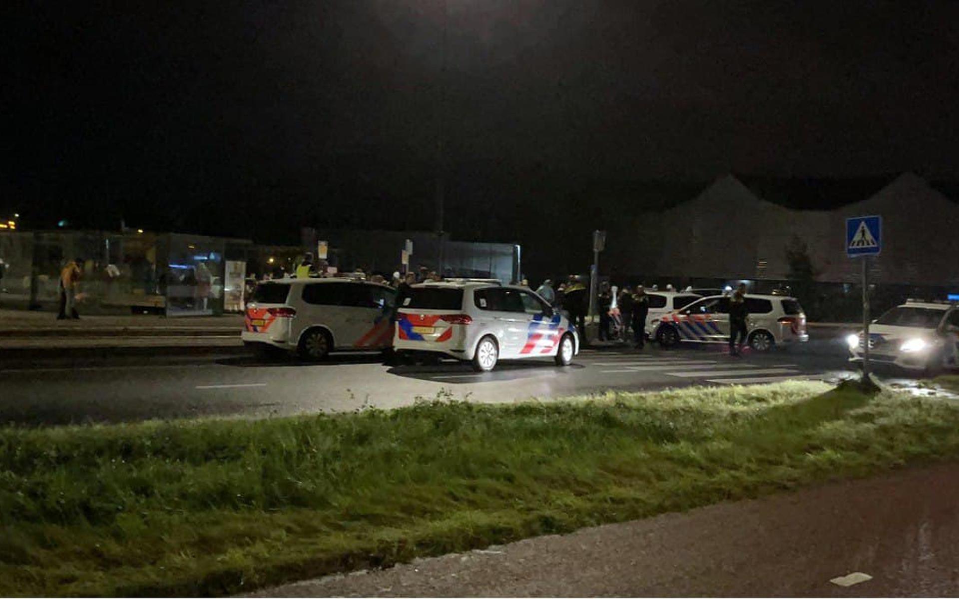 Vindicat party ends in riots and destruction of three city buses.  Police and Mobile Unit intervene at Kardinge in Groningen