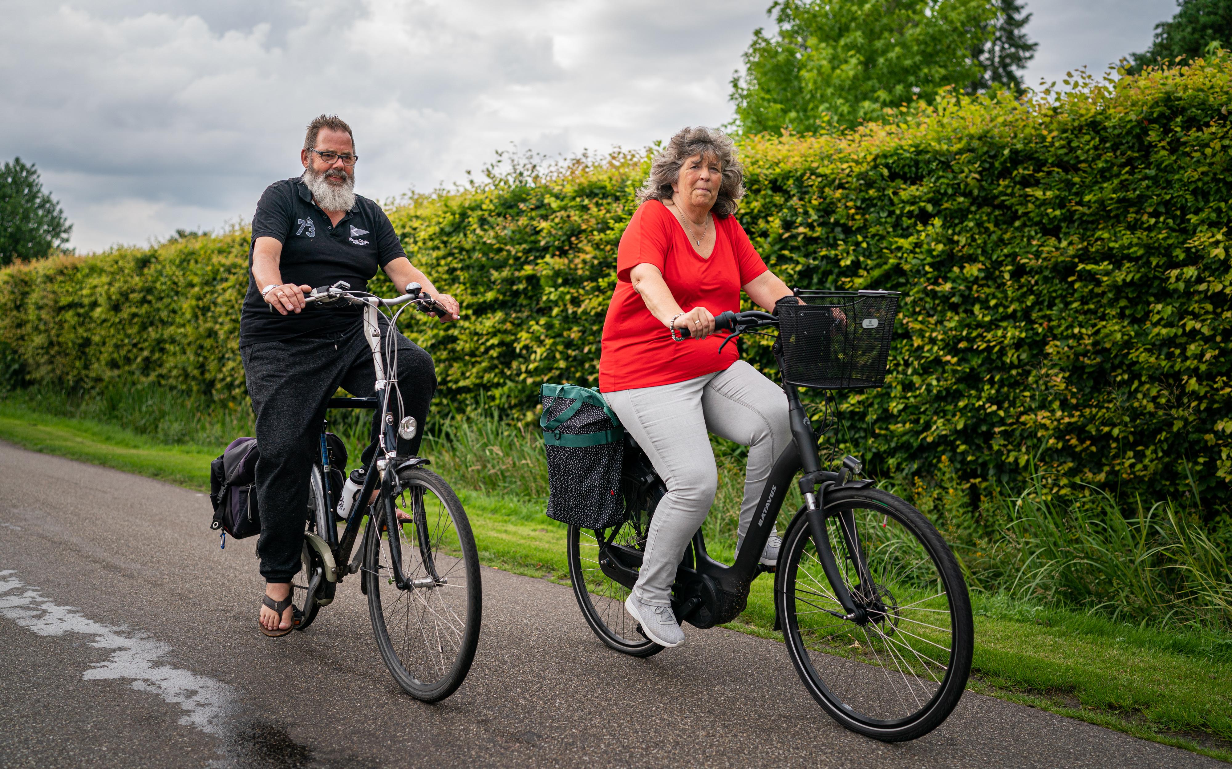Al veertig jaar doen Jos en Reint Brink uit Bovensmilde mee met de Fiets4daagse. 'Maar het fietsen i