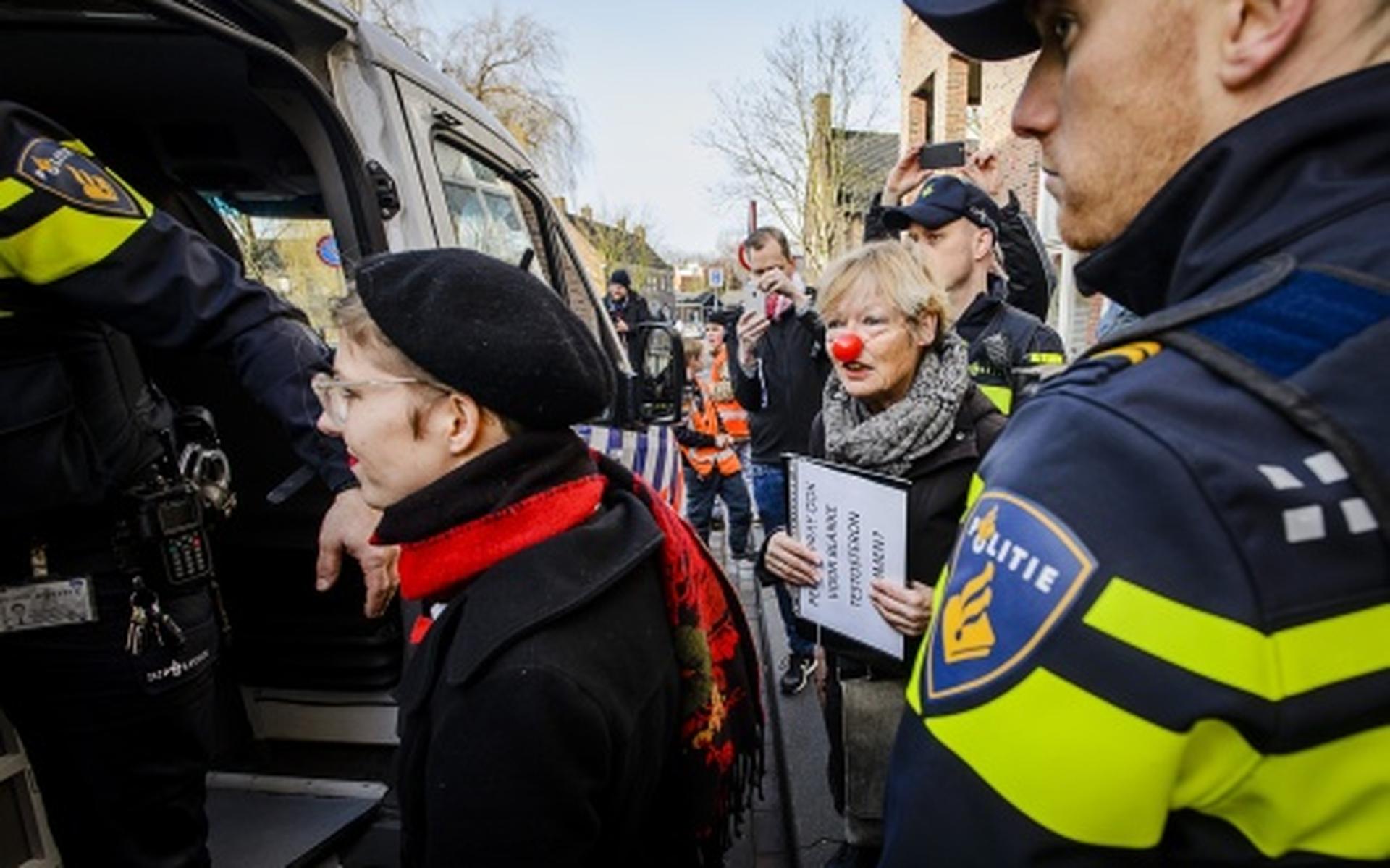 Vrouwen aangehouden bij actie Wilders