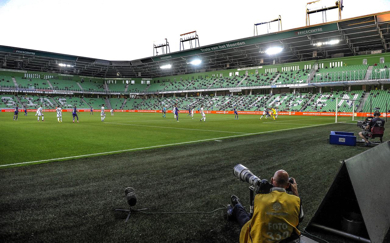 FC Groningen deed al eerder positieve ervaringen op met publiek op anderhalve meter, zoals vorig jaar tijdens de oefenwedstrijd tegen Heracles Almelo. FC Groningen deed al eerder positieve ervaringen op met publiek op anderhalve meter, zoals vorig jaar tijdens de oefenwedstrijd tegen Heracles Almelo.