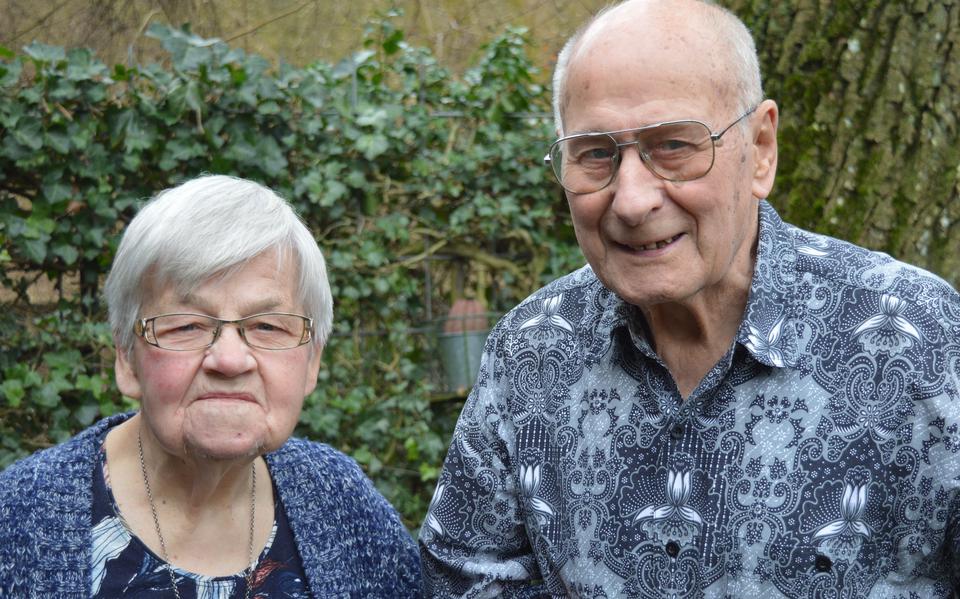 Hans en Gé Woltinge uit Gees zijn 60 jaar getrouwd.