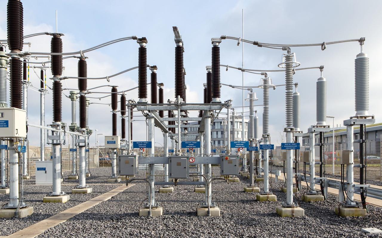 Hoogspanningsstation van Enexis en Tennet. Hoogspanningsstation van Enexis en Tennet.