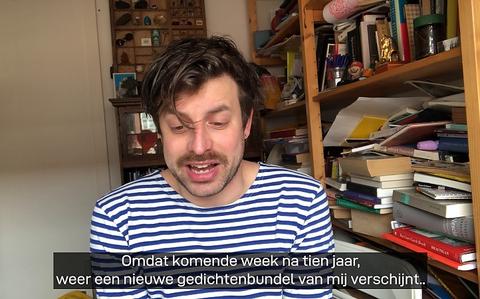 Alles in de wereld leek stompzinnig, tegen mij gekeerd en volstrekt willekeurig neergekwakt. Joost Oomen leest een Jubel